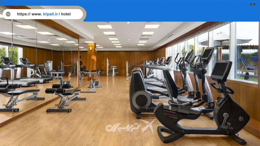 باشگاه هتل CROWNE PLAZA JUMEIRAH